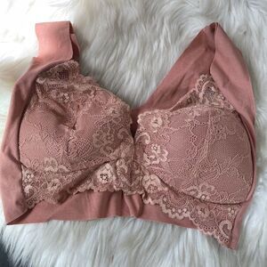 NWOT Bralette/Lounging Bra Lightly Padded Sz :L